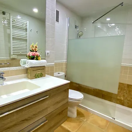 Terrace Isla De Apartman *